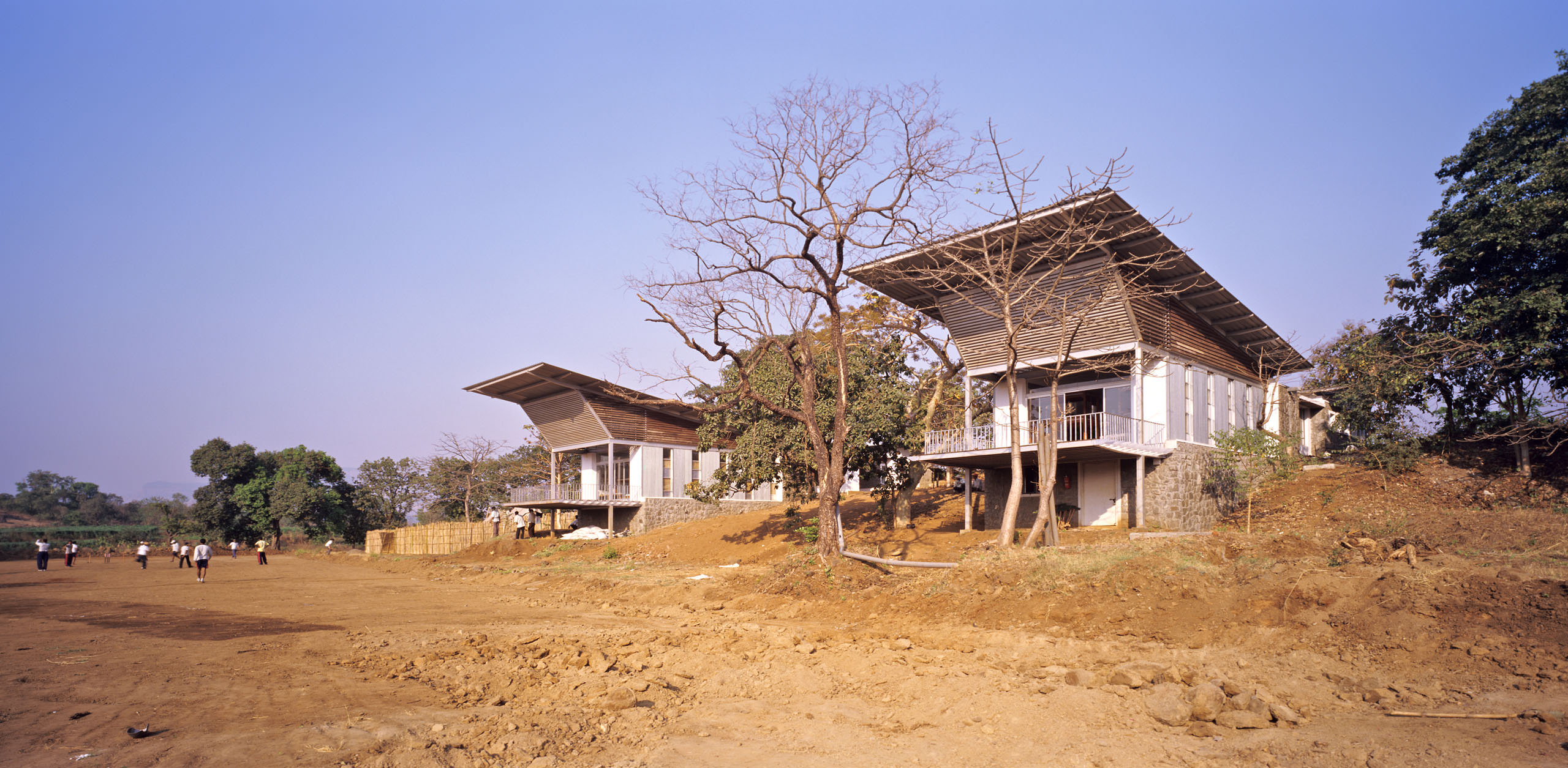 karjad magic bus center